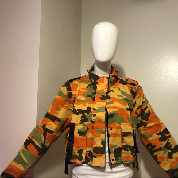 NWT CAMO JACkET - Picture 2 of 10
